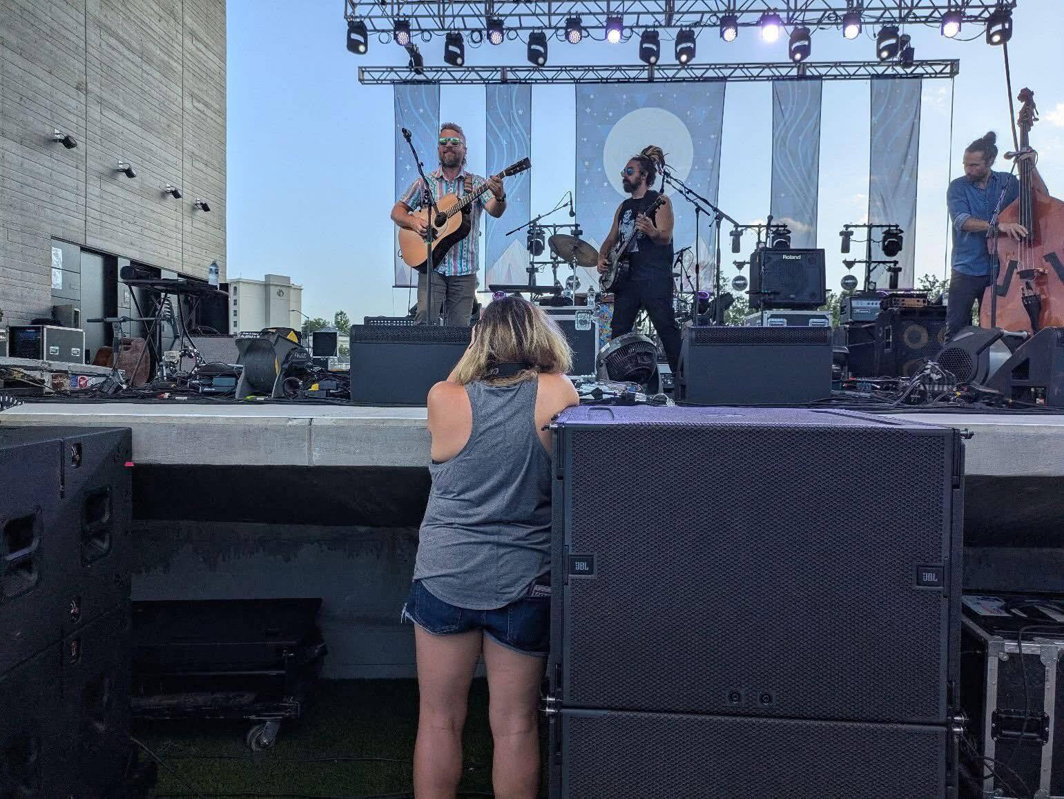 619673771_10240386678428544_1382261444470432775_n